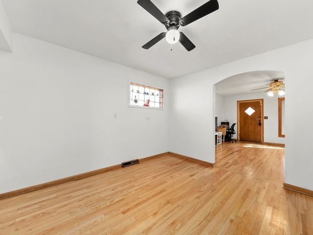 334 Maple Street, Hillside, IL 60162