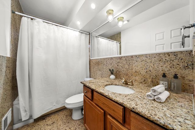 334 Maple Street, Hillside, IL 60162