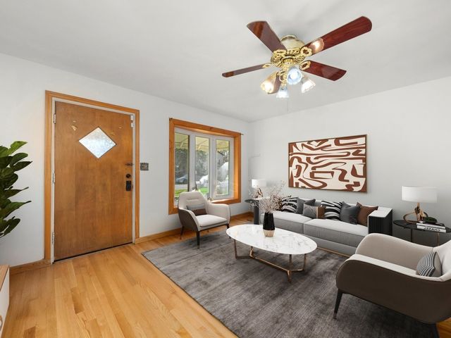 334 Maple Street, Hillside, IL 60162