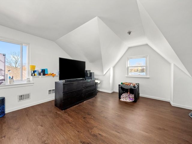 334 Maple Street, Hillside, IL 60162