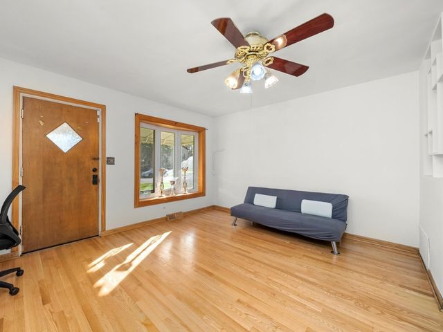 334 Maple Street, Hillside, IL 60162