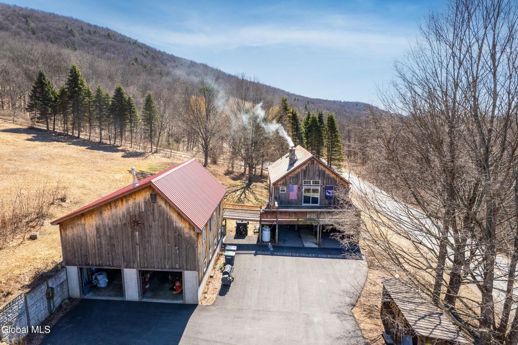 3144 Coach Road, Argyle, NY 12809
