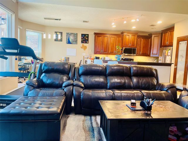 4408 Highridge Drive, The Colony, TX 75056