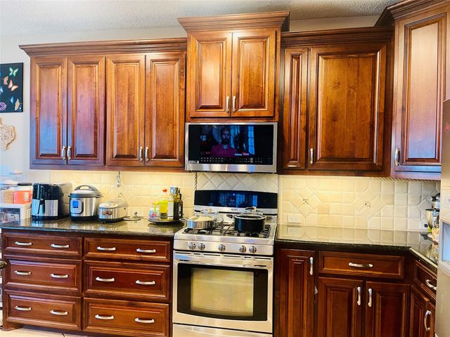 4408 Highridge Drive, The Colony, TX 75056