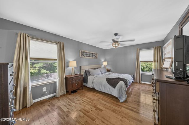 18 Cidermill Court, Howell, NJ 07731