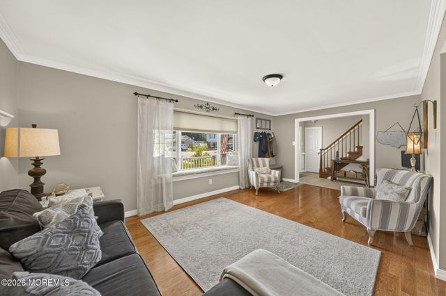 18 Cidermill Court, Howell, NJ 07731