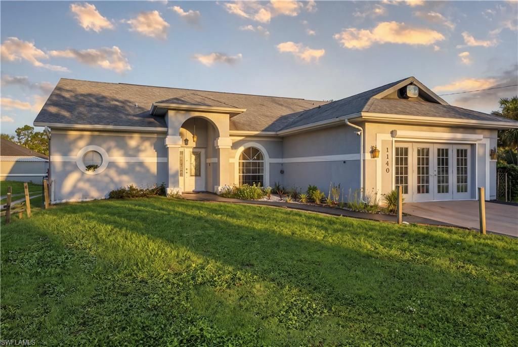 1140 Golden Gate BLVD W, NAPLES, FL 34120 — exterior