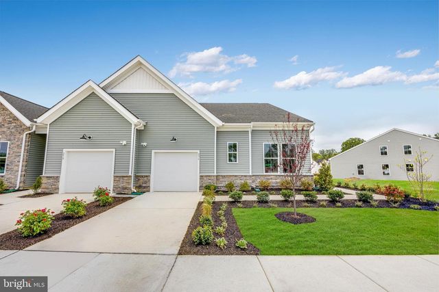 215 CARNEY CT, Dover, DE 19904
