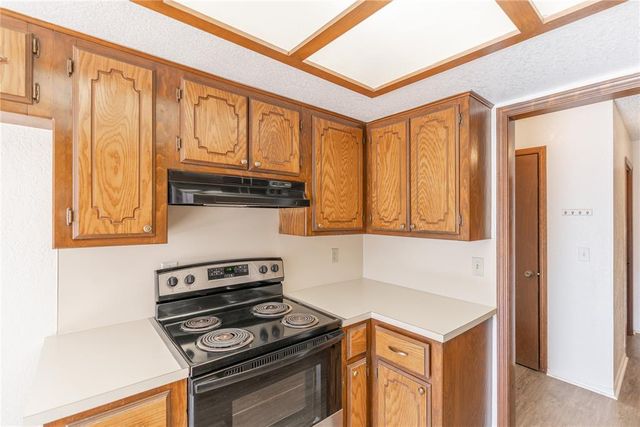 2808 Mustang Trail, Edmond, OK 73012