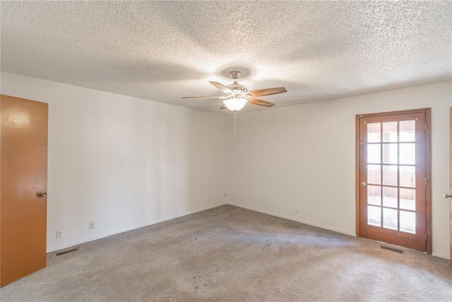 2808 Mustang Trail, Edmond, OK 73012