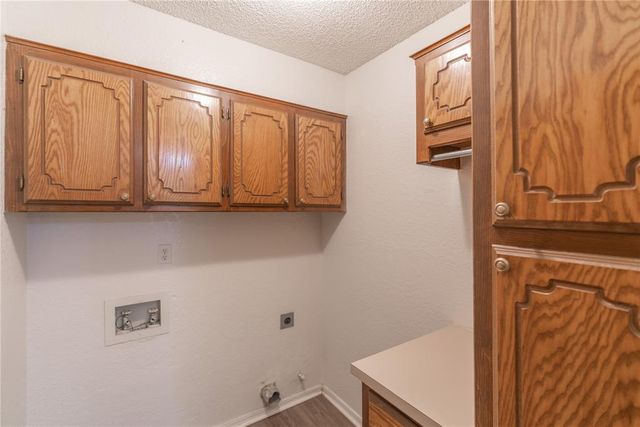 2808 Mustang Trail, Edmond, OK 73012