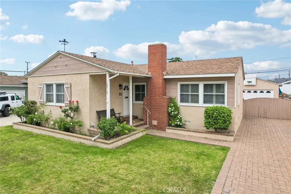 18717 Doty Avenue, Torrance, CA 90504