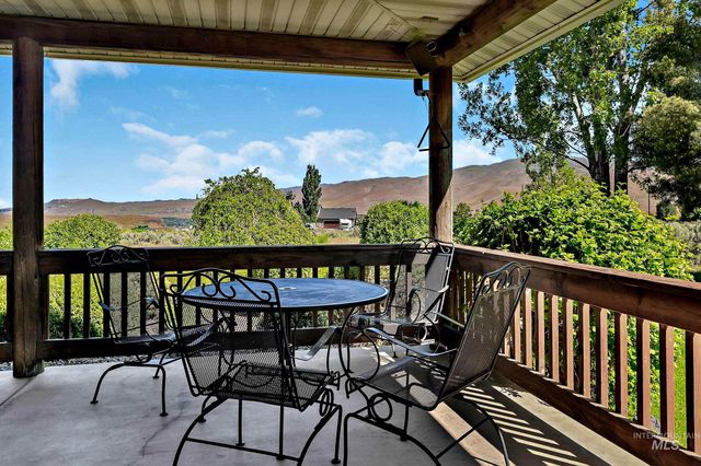 7213 E Columbia, Boise, ID 83716