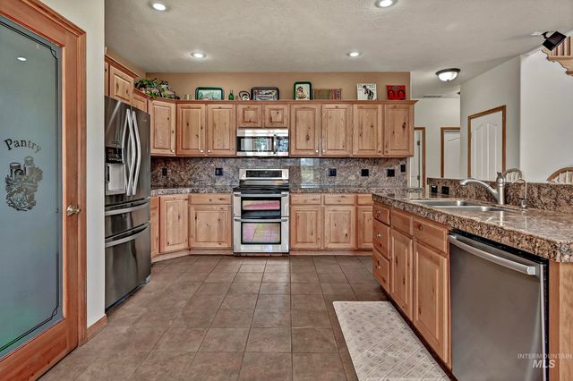 7213 E Columbia, Boise, ID 83716