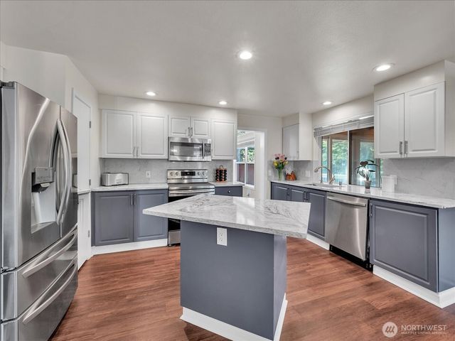 33009 4th Place S, Federal Way, WA 98003