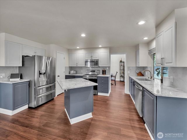 33009 4th Place S, Federal Way, WA 98003