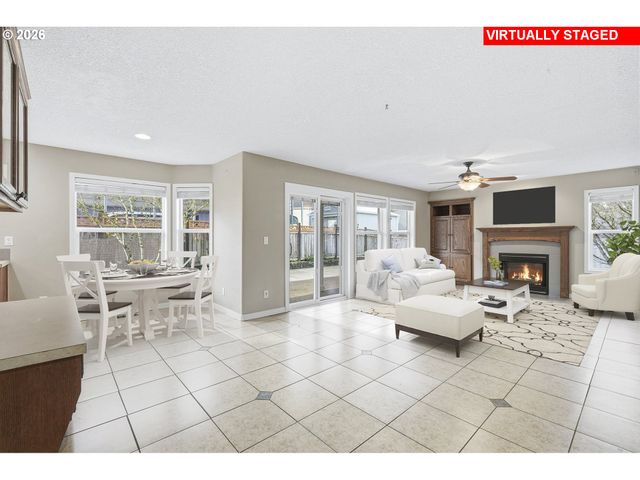 11437 PENNYS Way, Oregon City, OR 97045