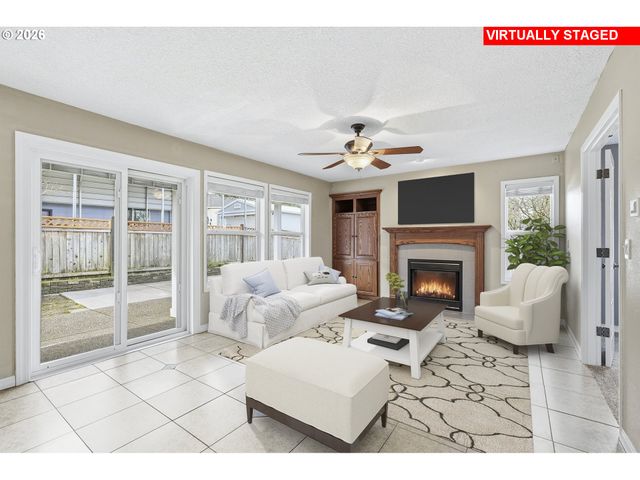 11437 PENNYS Way, Oregon City, OR 97045