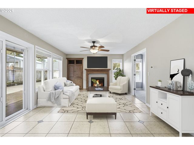 11437 PENNYS Way, Oregon City, OR 97045