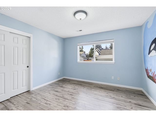 11437 PENNYS Way, Oregon City, OR 97045