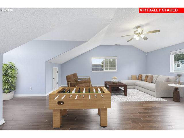 11437 PENNYS Way, Oregon City, OR 97045