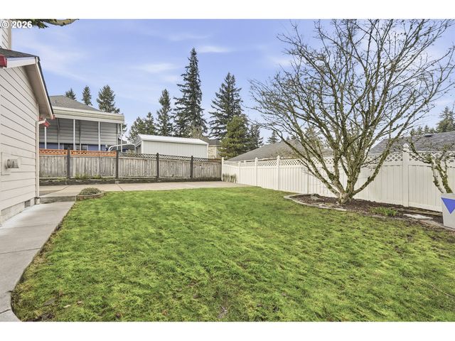 11437 PENNYS Way, Oregon City, OR 97045