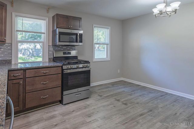 7013 Ellen Avenue, North College Hill, OH 45239
