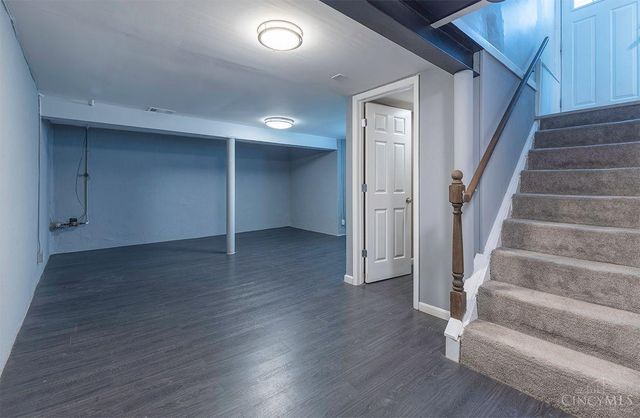 7013 Ellen Avenue, North College Hill, OH 45239