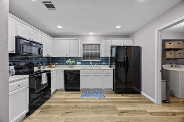 1500 Big Thicket DR, Cedar Park, TX 78613