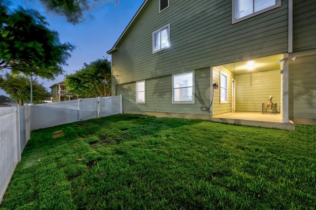 1500 Big Thicket DR, Cedar Park, TX 78613