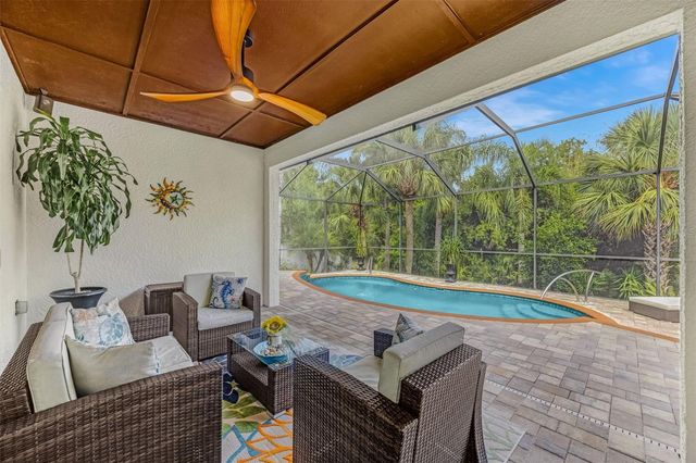 11011 ROCKLEDGE VIEW DR., Riverview, FL 33579