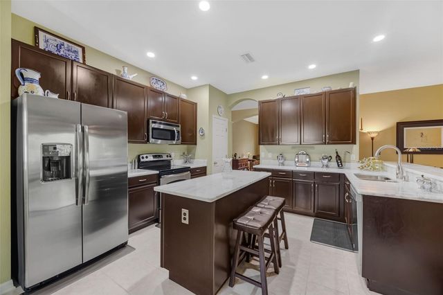 11011 ROCKLEDGE VIEW DR., Riverview, FL 33579