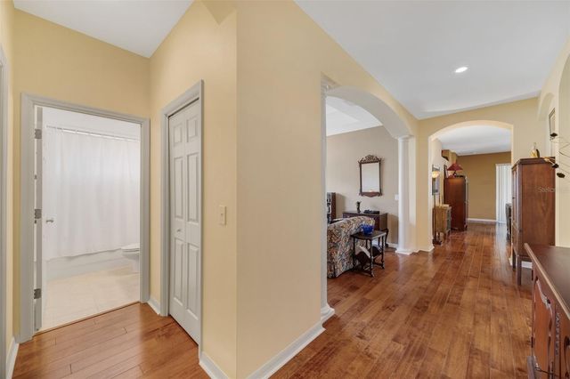 11011 ROCKLEDGE VIEW DR., Riverview, FL 33579