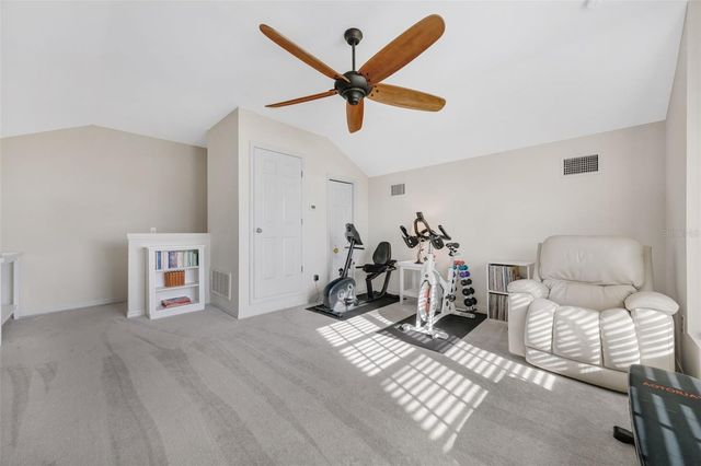 11011 ROCKLEDGE VIEW DR., Riverview, FL 33579