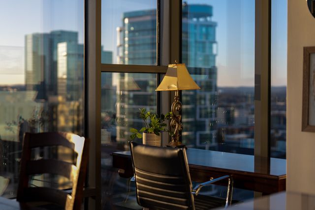 1212 Laurel St Apt 1713, Nashville, TN 37203