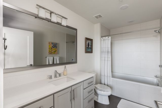 1212 Laurel St Apt 1713, Nashville, TN 37203