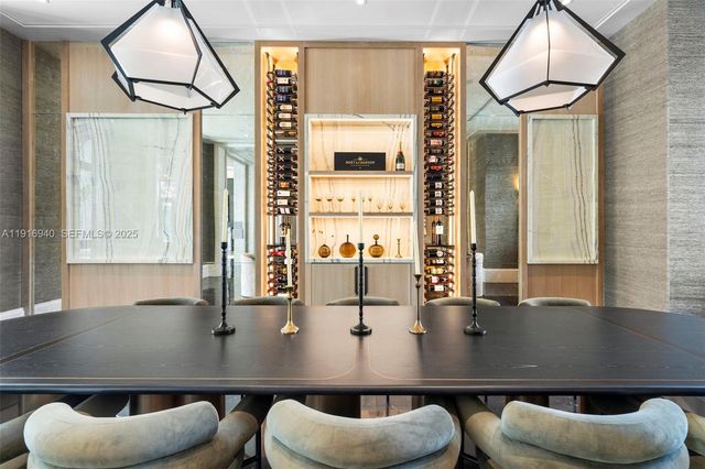 9500 SW 61st Ct, Pinecrest, FL 33156