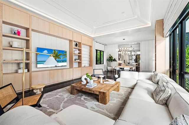 9500 SW 61st Ct, Pinecrest, FL 33156