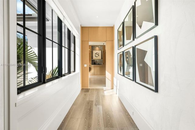 9500 SW 61st Ct, Pinecrest, FL 33156