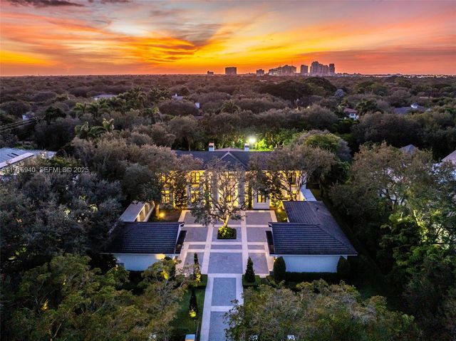 9500 SW 61st Ct, Pinecrest, FL 33156