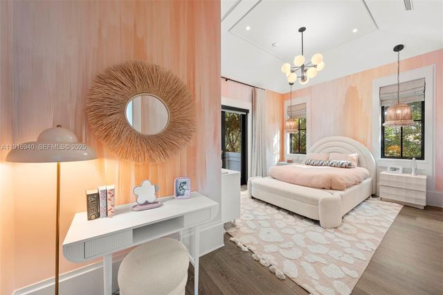 9500 SW 61st Ct, Pinecrest, FL 33156