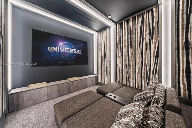 9500 SW 61st Ct, Pinecrest, FL 33156