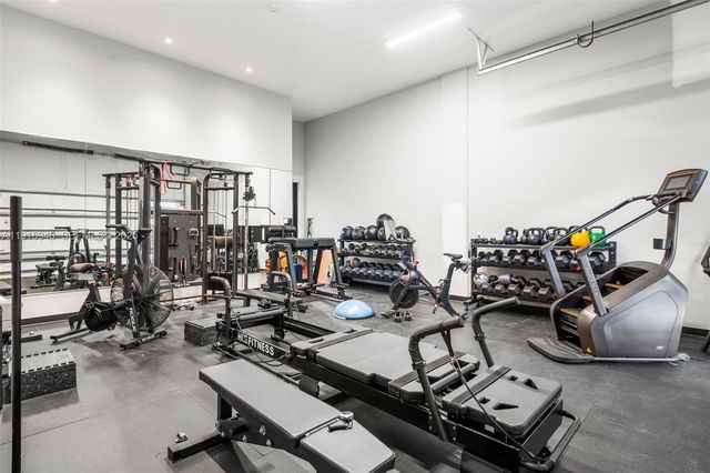 9500 SW 61st Ct, Pinecrest, FL 33156