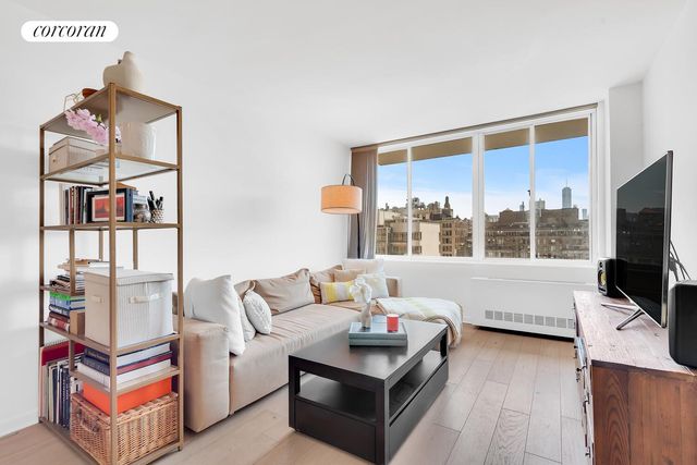 22 W 15th St Apt 11J, New York City, NY 10011