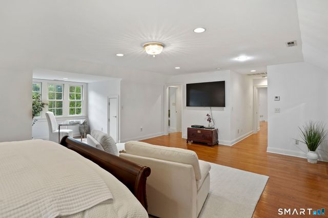 46 Sherwood Road, Easton, CT 06612