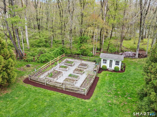 46 Sherwood Road, Easton, CT 06612
