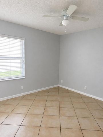 10325 NW 48th Court, Coral Springs, FL 33076