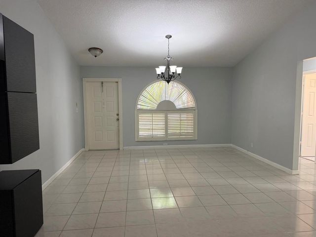 10325 NW 48th Court, Coral Springs, FL 33076