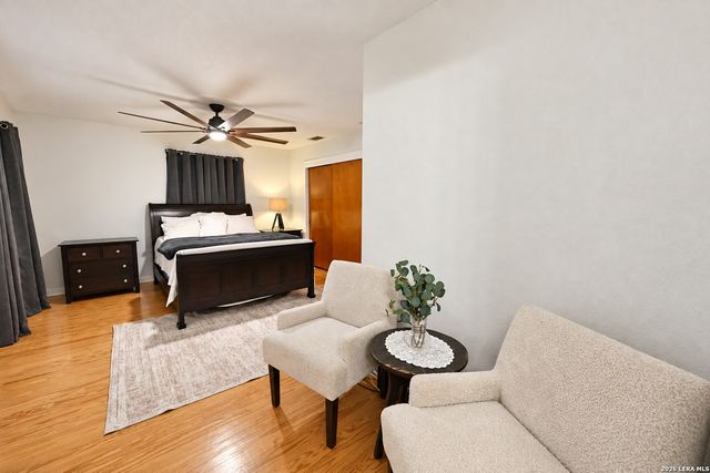 614 E Martindale, Seguin, TX 78155