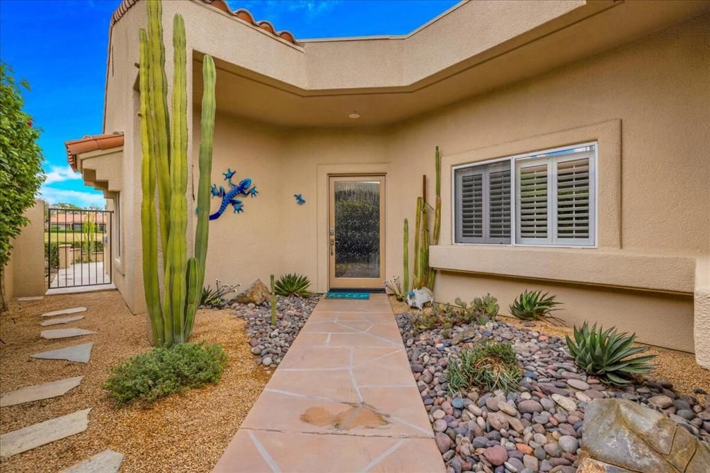 18 Hilton Head Drive, Rancho Mirage, CA 92270